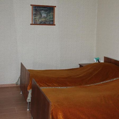 Tlt Guest House Телави Екстериор снимка
