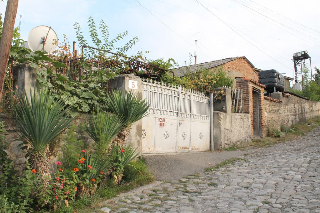 Tlt Guest House Телави Екстериор снимка