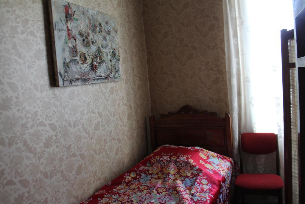 Tlt Guest House Телави Екстериор снимка